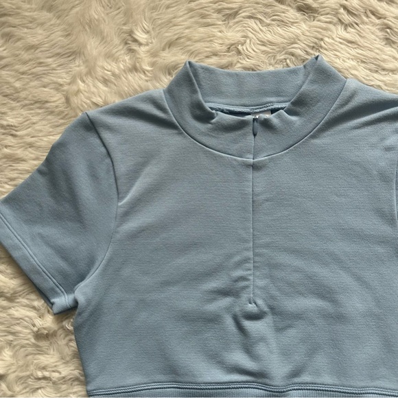 Alo Yoga Top Seamless Plush Cropped Short Sleeve Celestial Blue Sz S NWT New - Picture 4 of 12